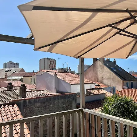 Superbe Duplex - Terrasse Ensoleillee, 300m Apartment Les Sables-d'Olonne
