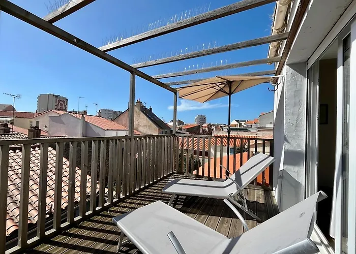 Superbe Duplex - Terrasse Ensoleillee, 300m Διαμέρισμα